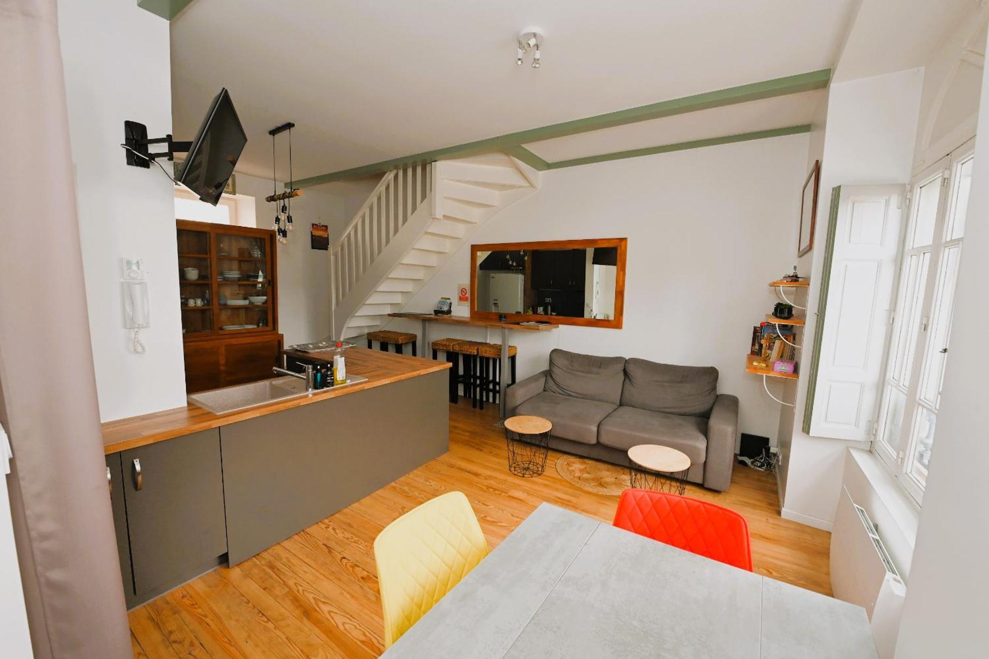 Les Petits Loups - Acces Parc - Stationnement Gratuit Apartment Bagneres-de-Bigorre Bagian luar foto